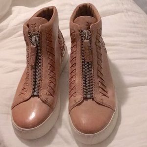 NWOT FRYE LENA TAN DOUBLE ZIP WHIP STITCH HIGH TOP SNEAKER LEATHER